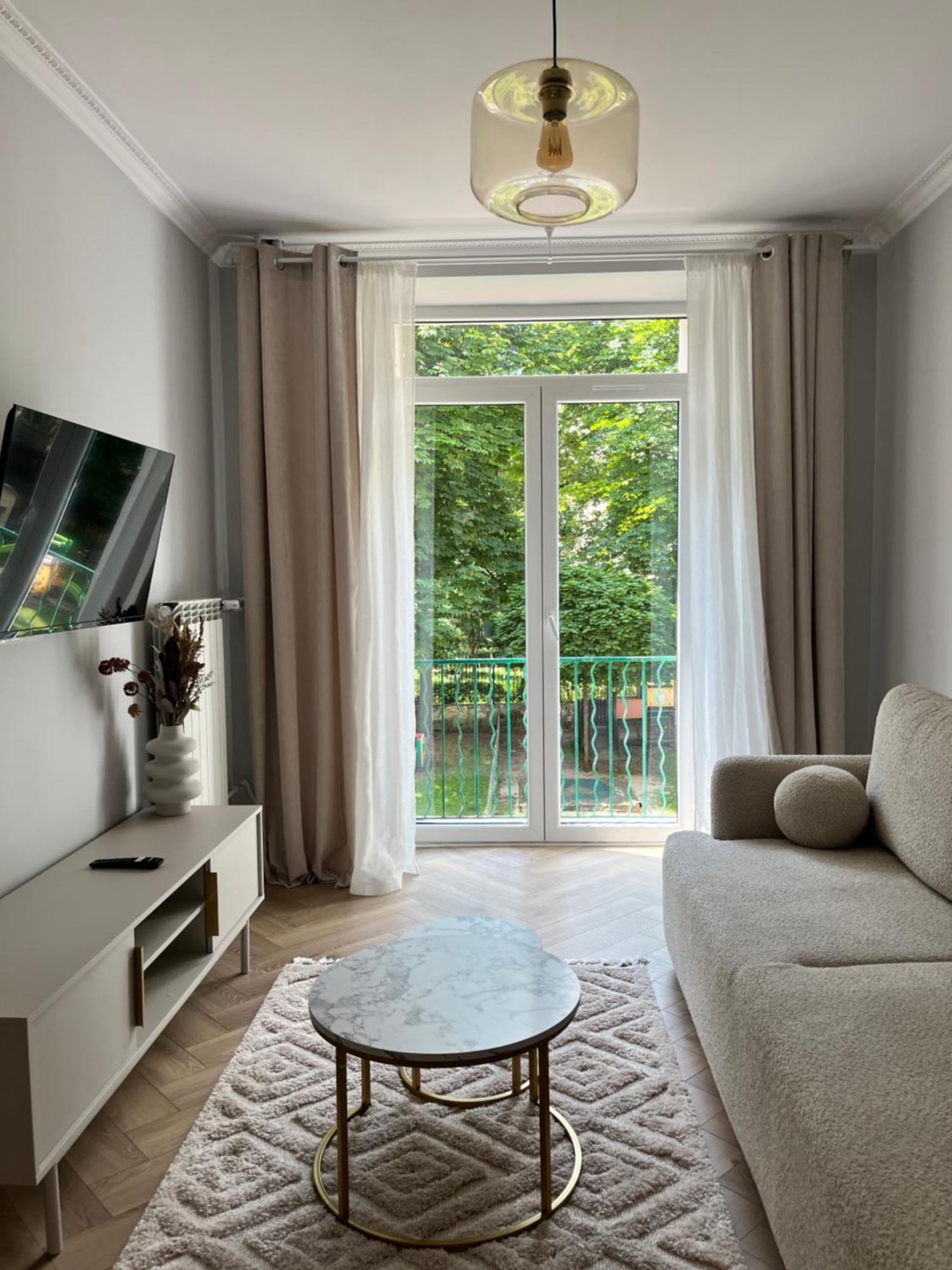 Koszykowa 3 * Warsaw